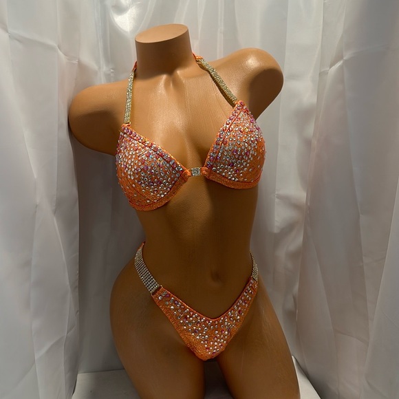 Npc Figure competition Posing suit orange cup size 34B  med  bottom handmade - Picture 3 of 4